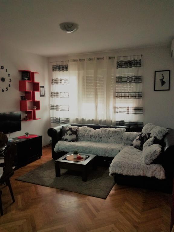 Apartment Tea Цетине Экстерьер фото