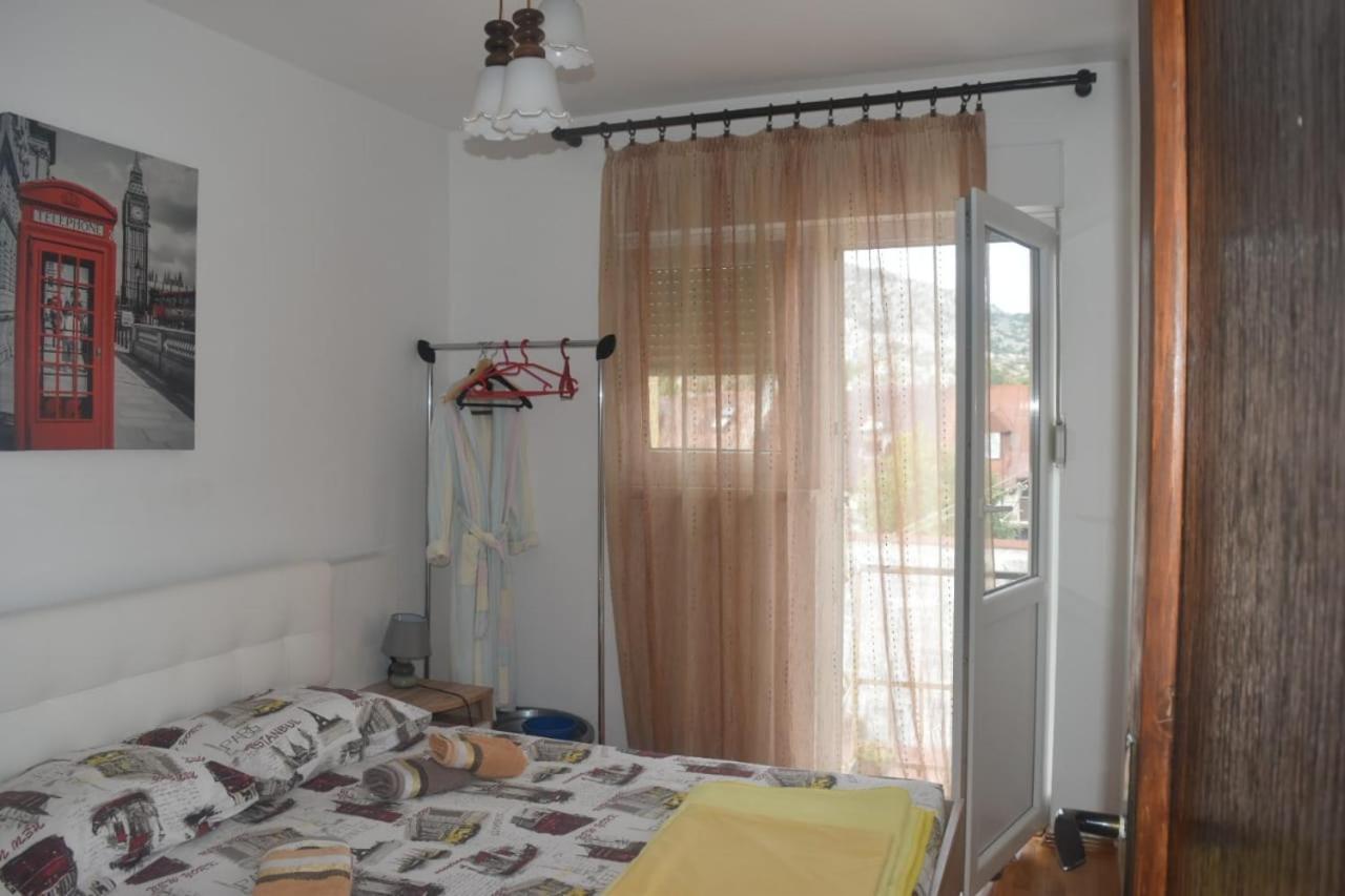 Apartment Tea Цетине Экстерьер фото