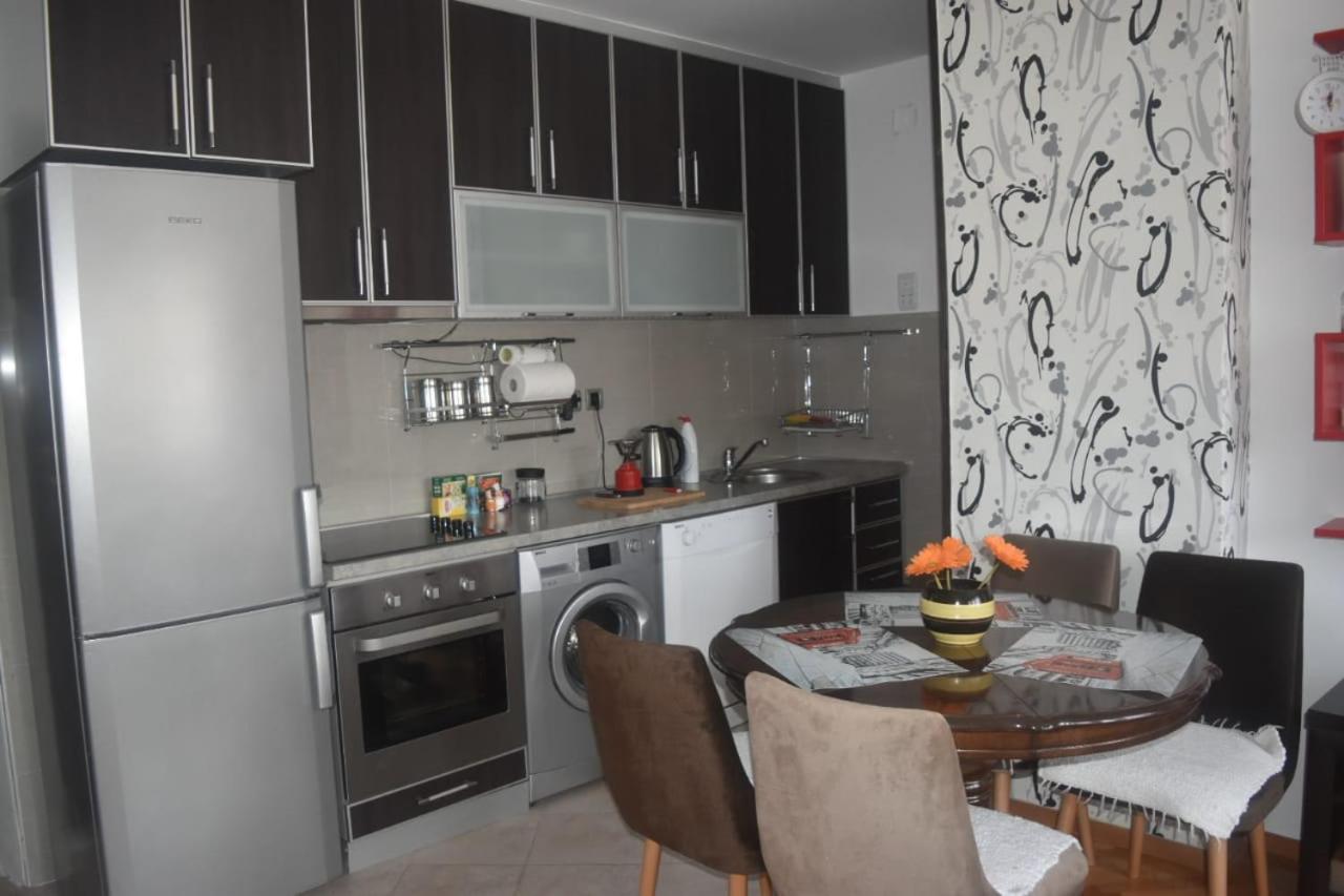 Apartment Tea Цетине Экстерьер фото